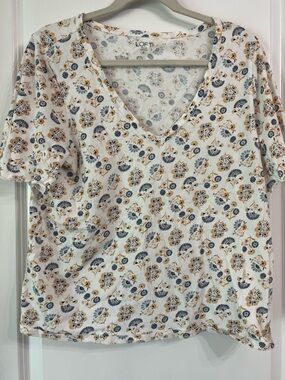 LOFT White VNeck Floral Short Sleeve Tee with Blue and Tan Accents 100% Cotton L